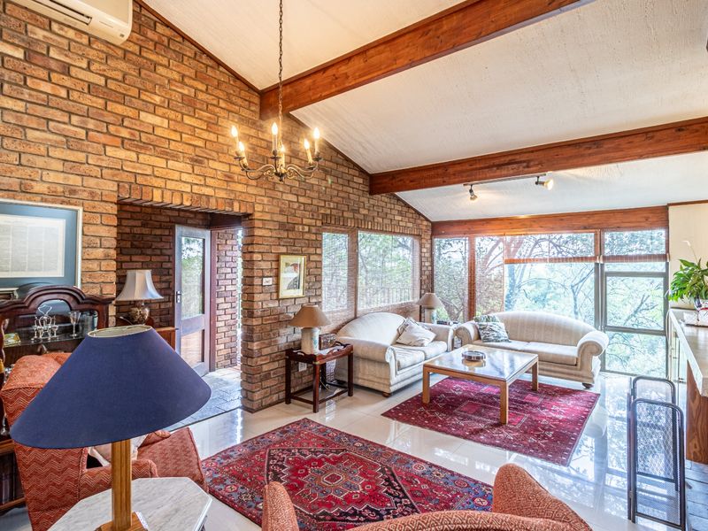 Stunning Family Home with Office Suite in secure Bryanston / Sandton area - Photo 9