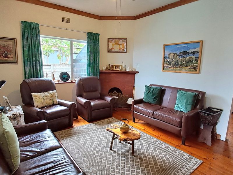 Sun, Sea & Serenity – Reduced!! Immaculate home with flat and a Jacuzzi in West Bank, Close to Schools, shops and West Bank Golf Course. - Photo 9