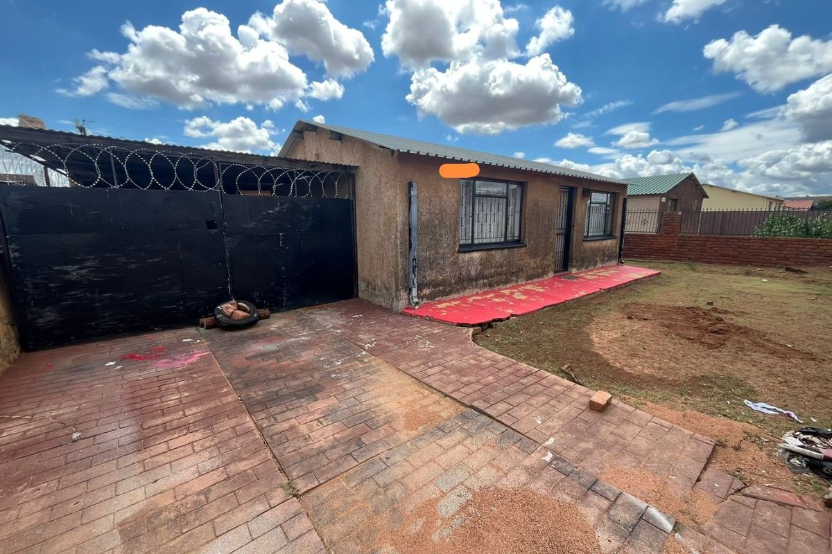 2 bedroom house Soshanguve -F - Photo 3