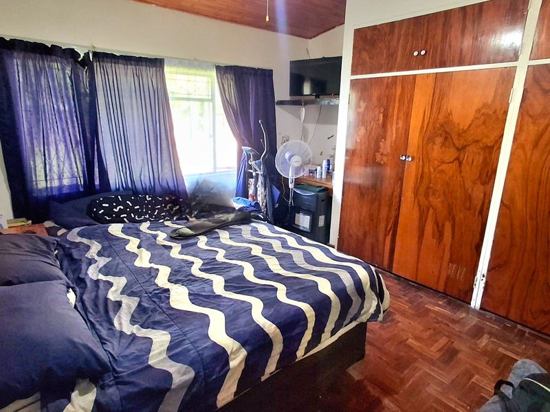 Conveniently Located 3-Bedroom Property – Walk to Schools & Town Centre - Photo 7