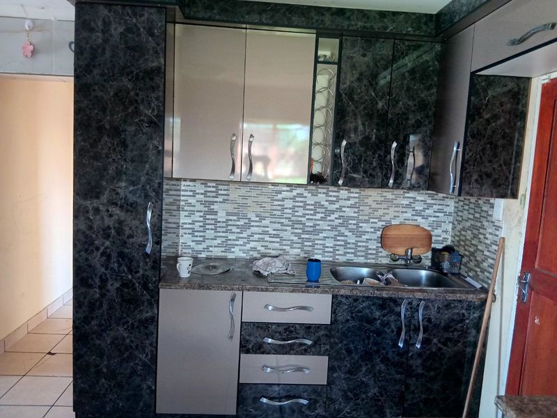 3 Bedroom Housse  - Photo 7