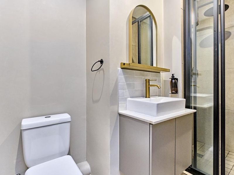 Furnished 1-Bedroom Hotel Apartment for Sale in Sandton - Photo 9