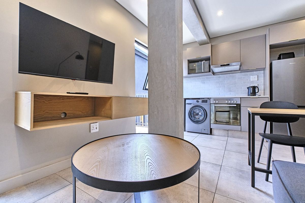 Furnished 1-Bedroom Hotel Apartment for Sale in Sandton - Photo 5