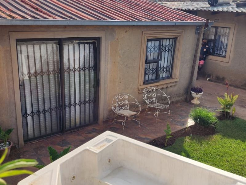 INVESTMENT OPPORTUNITY UP FOR GRABS - Photo 4