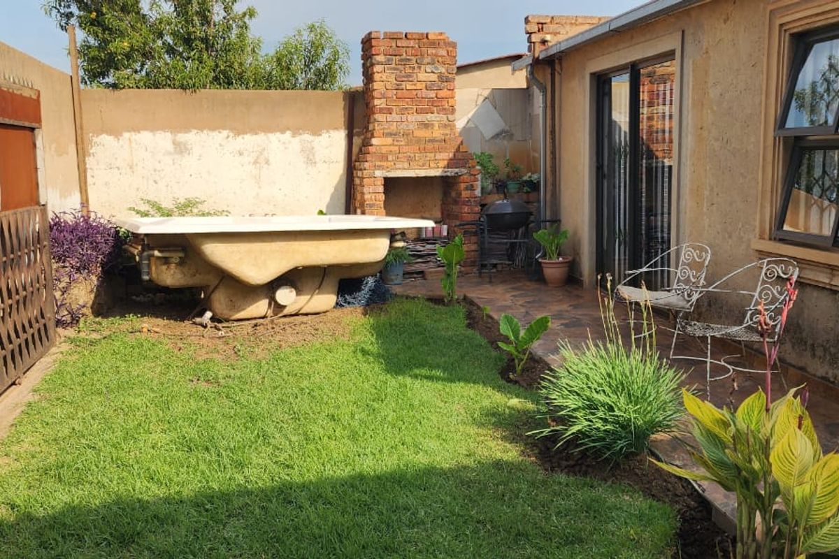INVESTMENT OPPORTUNITY UP FOR GRABS - Photo 2
