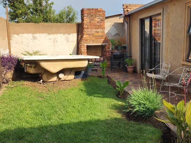 INVESTMENT OPPORTUNITY UP FOR GRABS - Photo 2