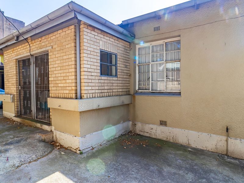 Fully Tenanted Income-Generating Semi-Detached Property – Malvern - Photo 2