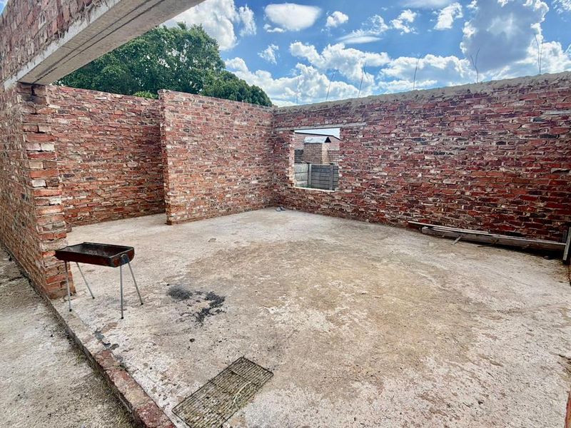 Lovely family home for sale in La Hoff. - Photo 9