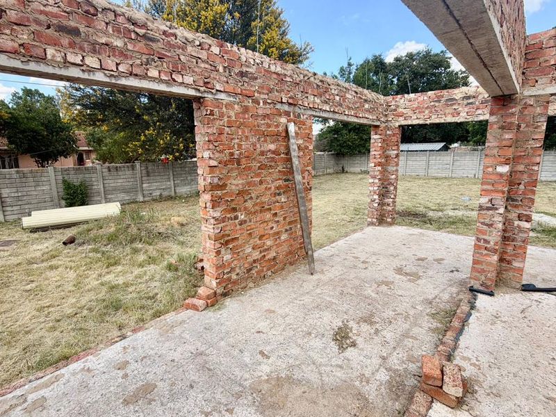 Lovely family home for sale in La Hoff. - Photo 8