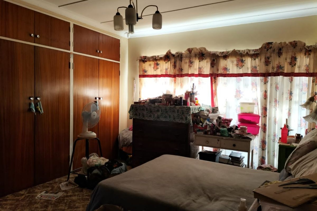 Charming Family Home in Meiringspark Ext 2 Close to Meiringspark Primary School - Photo 5