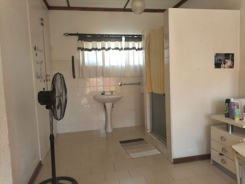 Secure Two Bedroom Townhouse in Stilfontein Ext 4 - Photo 10