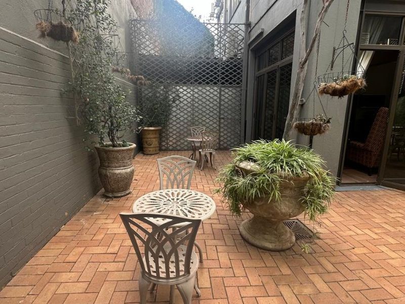 Stunning Modern and neat Commercial Property for Sale in Klerksdorp!!!! - Photo 5