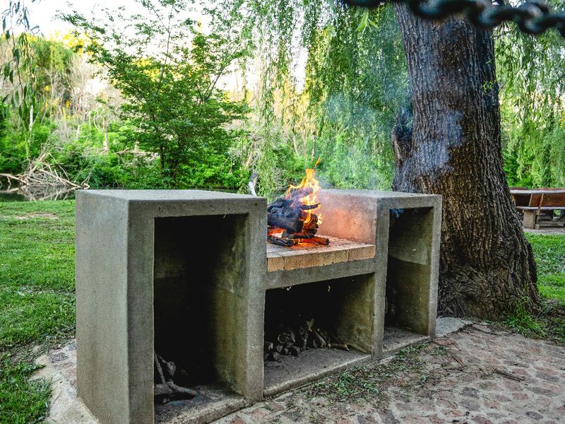 The Ultimate Entertainer’s Dream on the River in Henley on Klip! - Photo 8