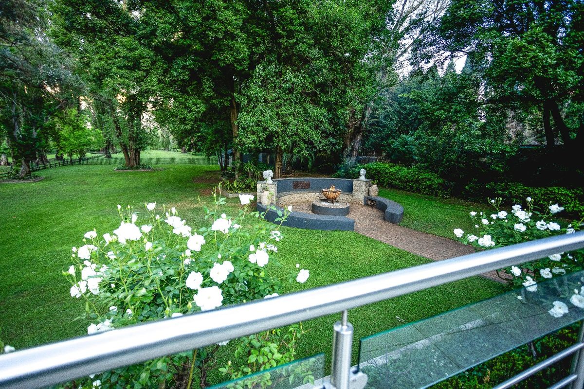 The Ultimate Entertainer’s Dream on the River in Henley on Klip! - Photo 5