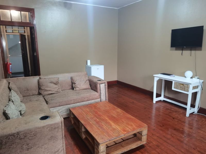 3 bedroom apartment for sale - Photo 9