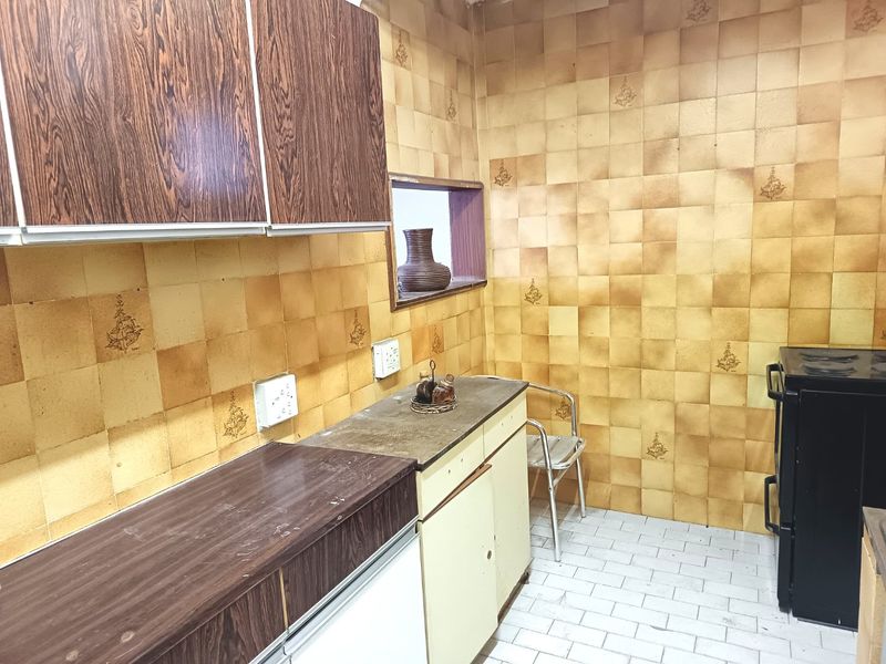 2 BEDROOM APARTMENT FOR SALE - Photo 9