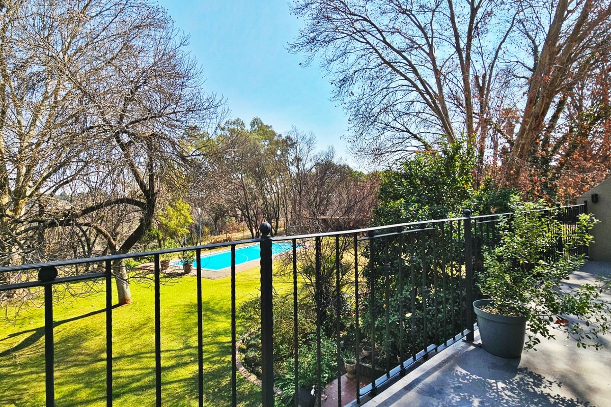 A spacious and immaculate duplex unit in Three Rivers Proper. - Photo 5