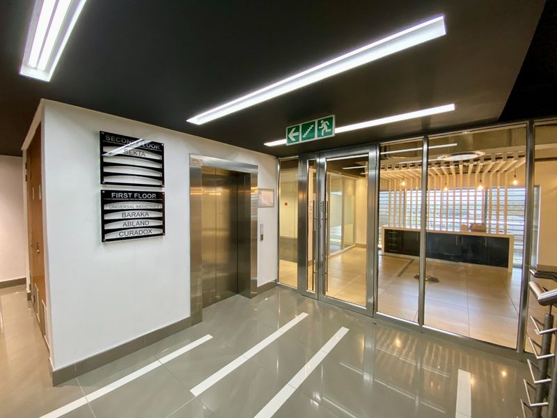 P-Grade Office Space Available In Midrand - Photo 4