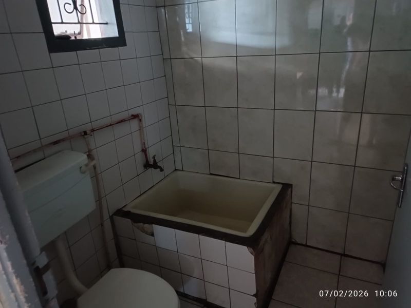 2 Bedroom house for sale in Wesbank - Photo 8