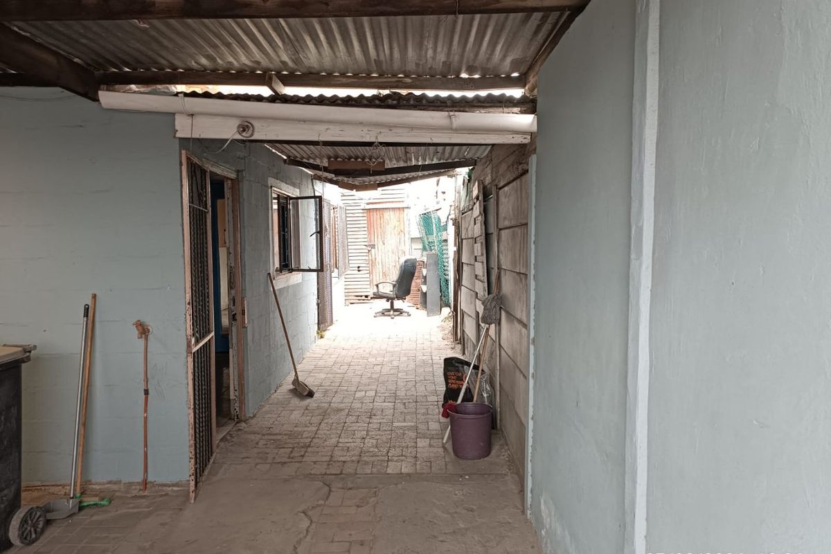 2 Bedroom house for sale in Wesbank - Photo 4