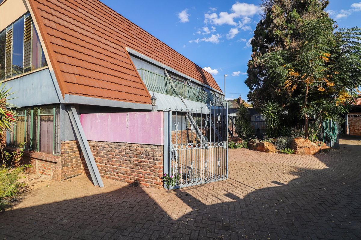 5 Bedroom house for sale in Wilkeville. - Photo 3