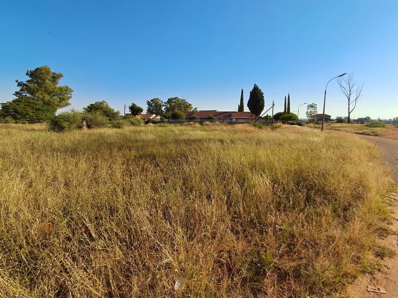 Corner stand - Photo 6