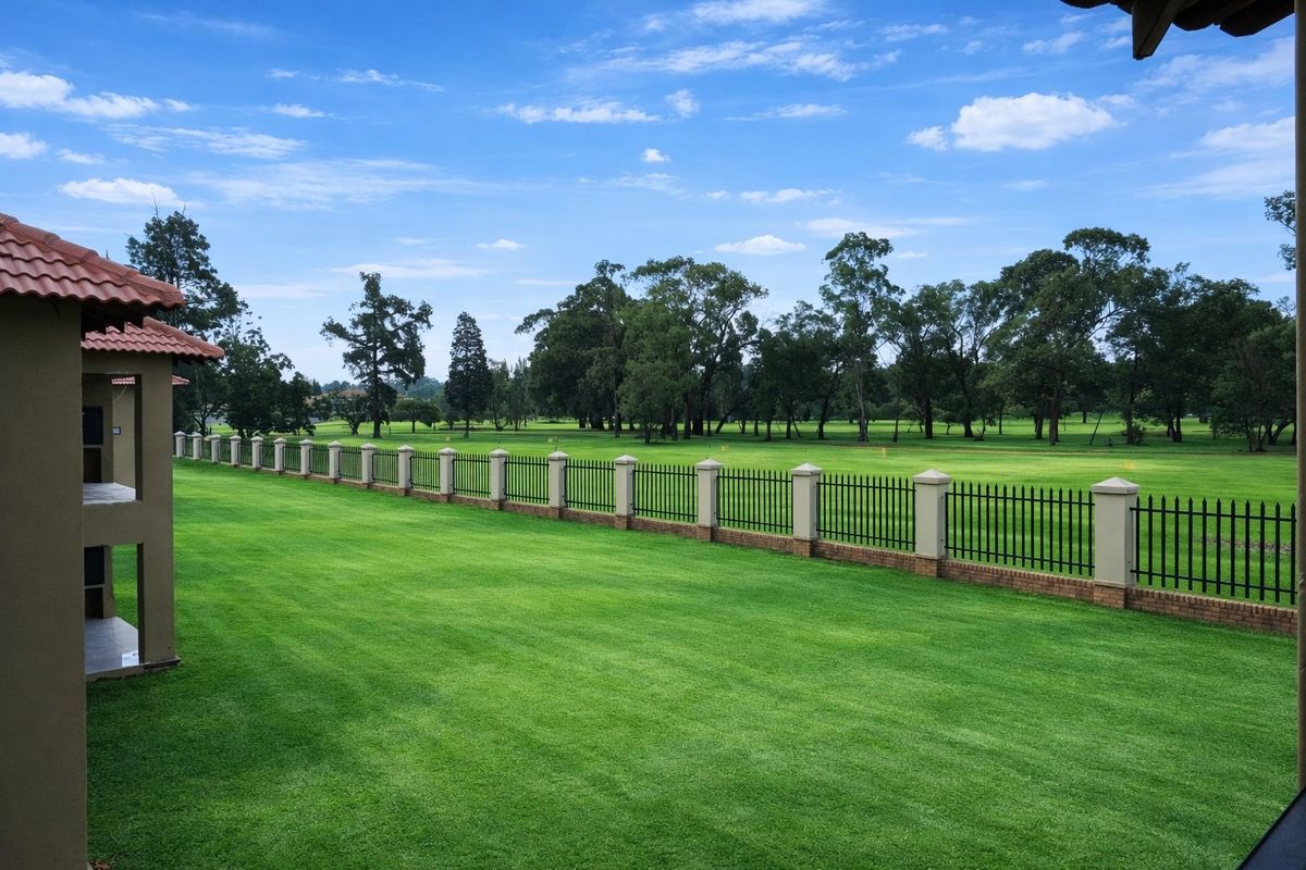 Modern Ground Floor Apartment in Sought-After Comet Estate – Next to the Golf Course - Photo 3