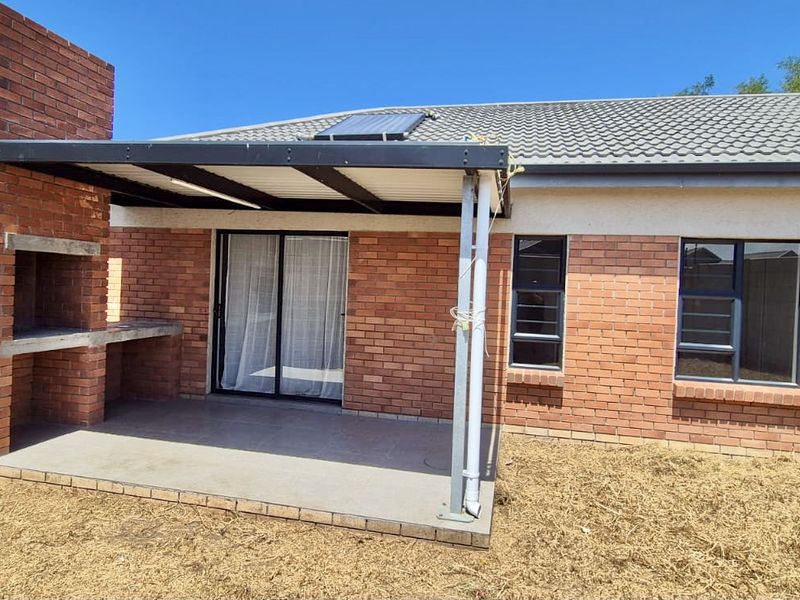 Immaculate modern secure bargain not to be repeated  - Photo 5