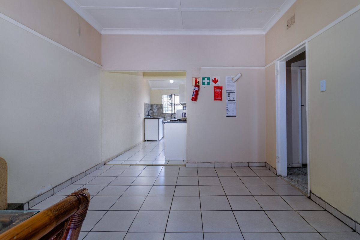 9 bedrooms Student Accommodation –  Ripley Road, Brixton  - Photo 3