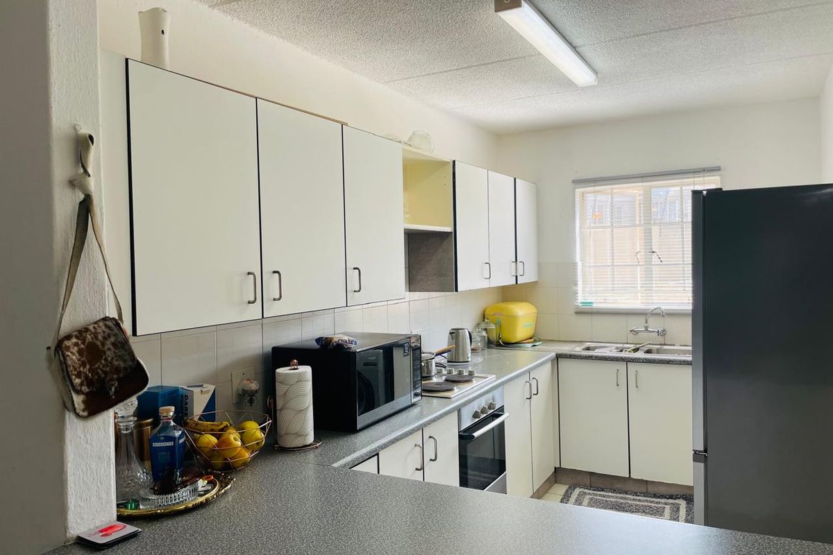 2 Bedroom 1 Bathroom Ground apartment for Sale - Photo 2