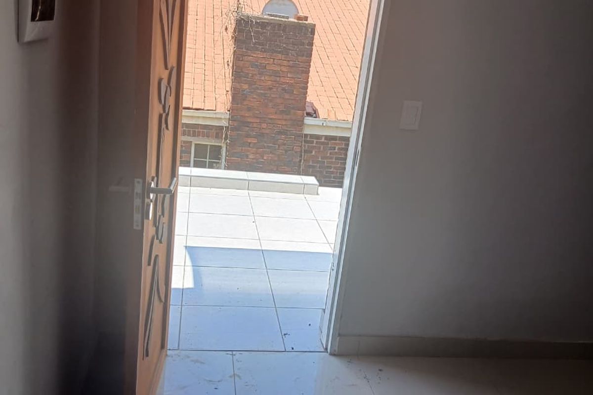 Studio apartment for rental - Photo 3