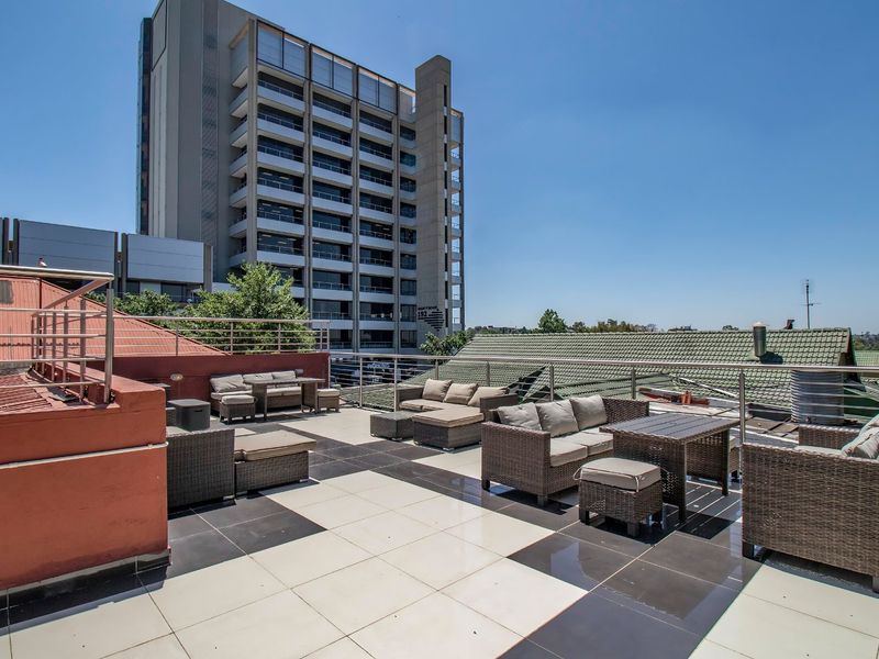 Prime Location Free Standing Commercial Building For Sale In Randburg - Photo 6