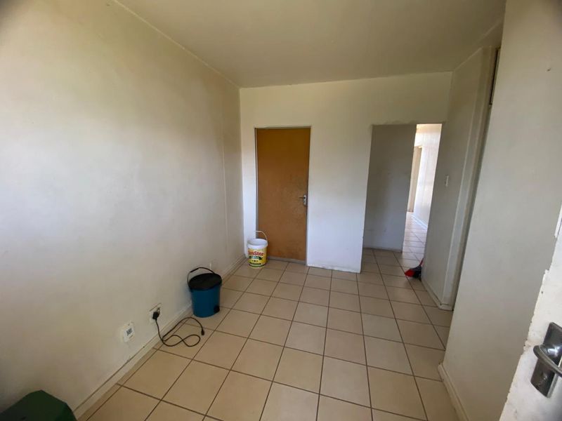 1.5 Bedroom For Sale in Sunnyside - Photo 6