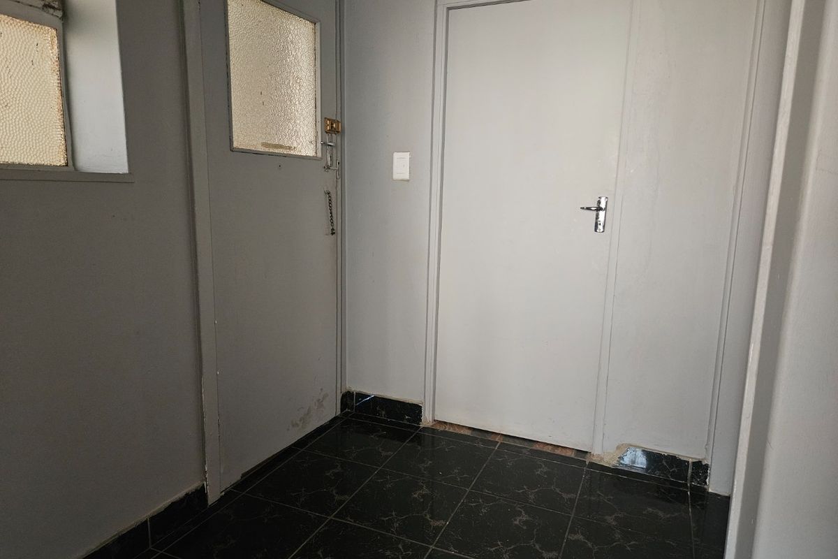 3 BEDROOM INVESTMENT PROPERTY FOR SALE  - Photo 4