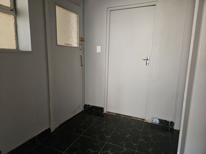 3 BEDROOM INVESTMENT PROPERTY FOR SALE  - Photo 4