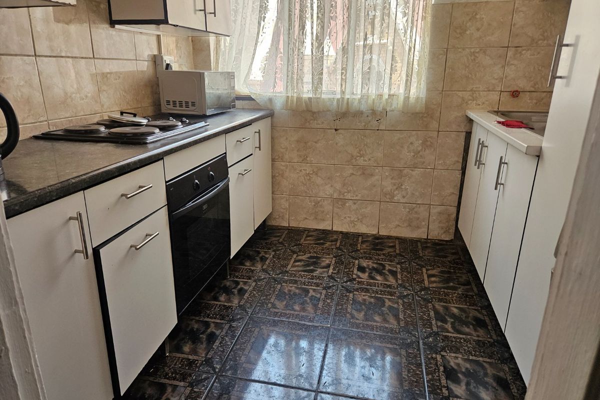 3 BEDROOM INVESTMENT PROPERTY FOR SALE  - Photo 3