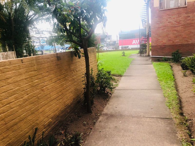 2 Bedrooms, 1 Bathrooms For Sale In Pinetown, Durban - Photo 7