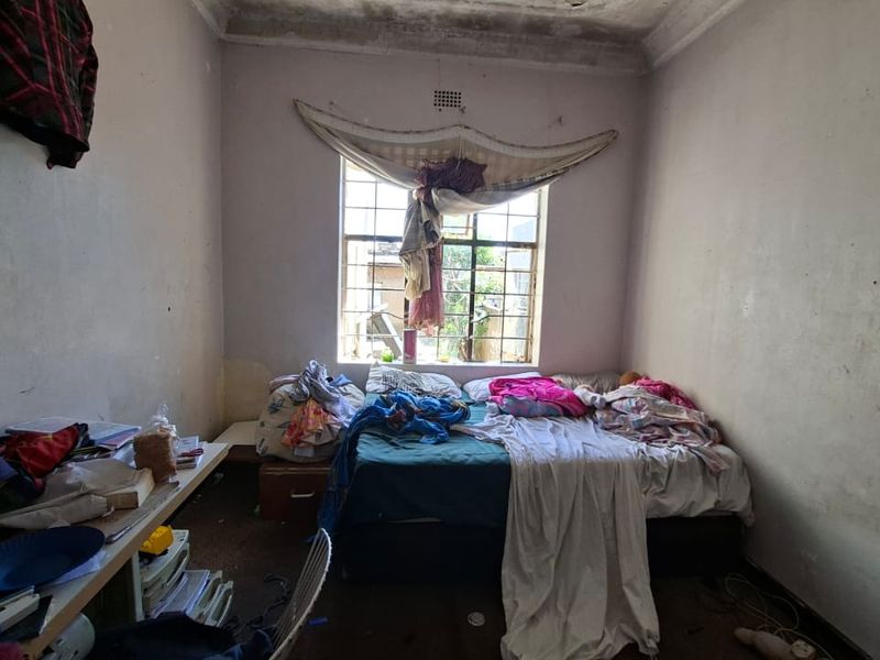 Rare Two-Home Property in Kenilworth – Renovation Potential Galore- REDUCED PRCE - Photo 10