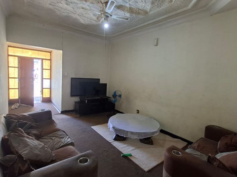 Rare Two-Home Property in Kenilworth – Renovation Potential Galore- REDUCED PRCE - Photo 6