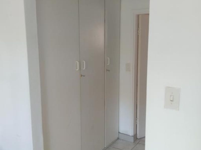 Two bedroom Townhouse for sale in Margate - Photo 9