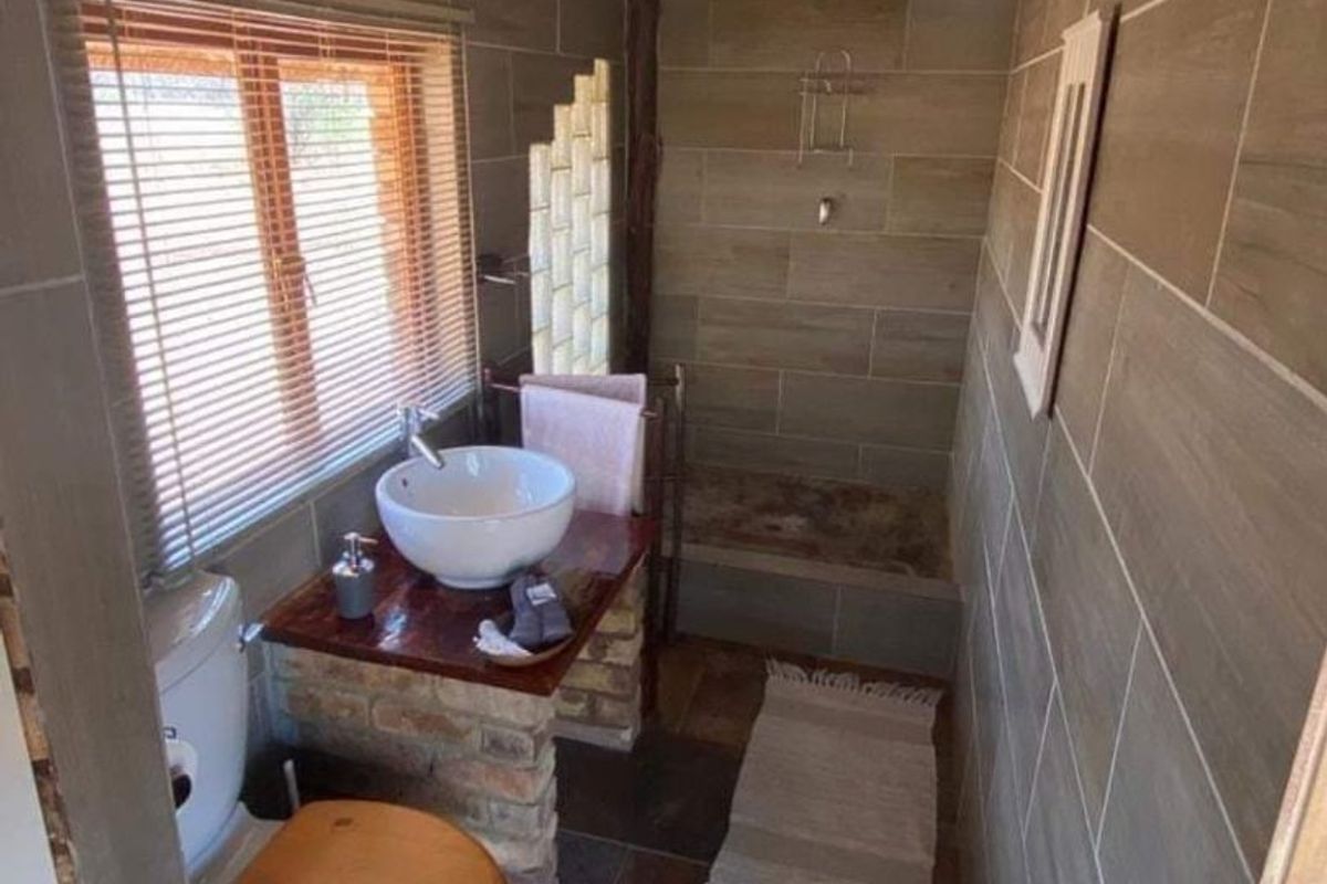 Once in a lifetime opportunity to own a piece of bushveld Heaven in Dinokeng Big 5 reservation  - Photo 3