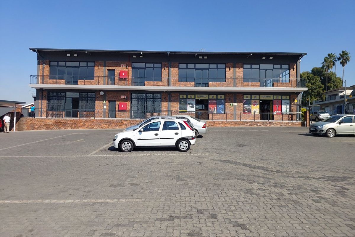 Prime office Space to Lets in Stanger CBD - Photo 2