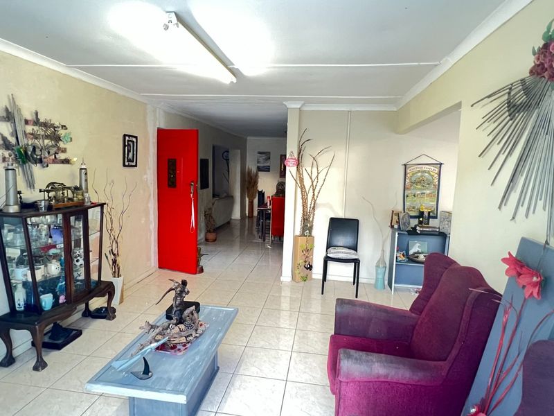 Classic Charm, Ready for a Modern Revival - Photo 2