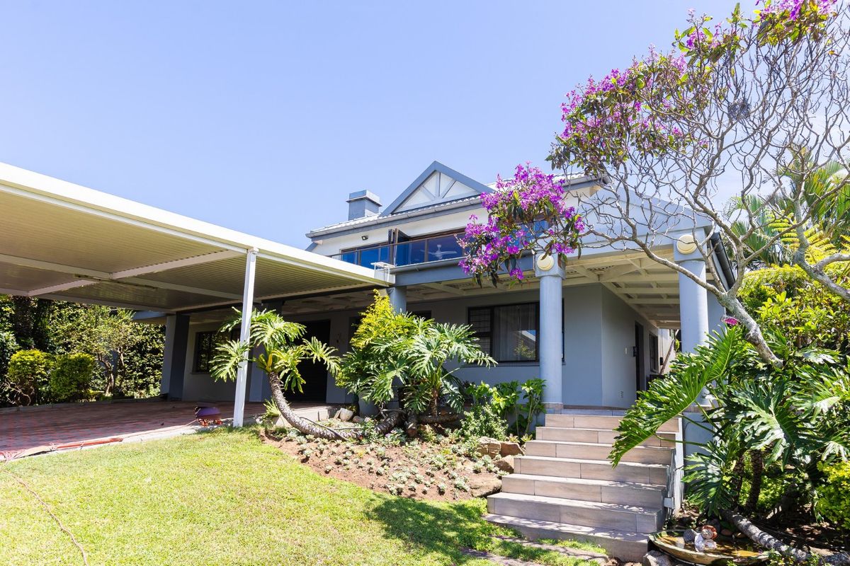 Stunning Ocean-View Home at a Great Address - Photo 3