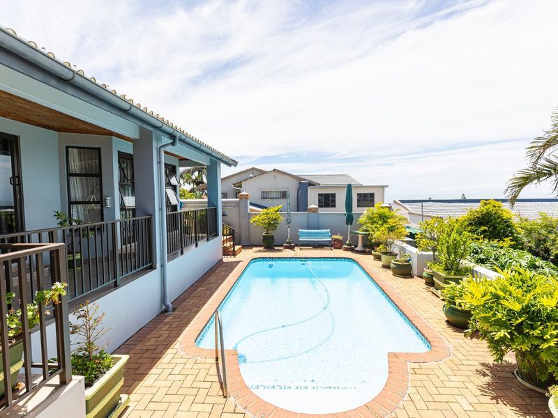 Stunning Ocean-View Home at a Great Address - Photo 10