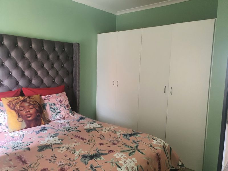 2 Bedroom Apartment For Sale in Amberfield - Photo 8
