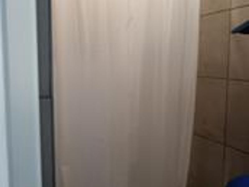 **Charming 1 Bedroom Home Available IMEDIATELY in a Shared Yard** - Photo 9