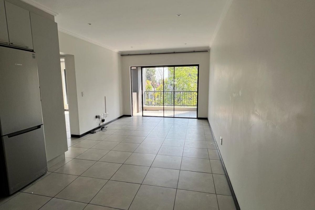 2 Bed Corner Unit | Bosch Appliances | Walk to Leaping Frog - Photo 2