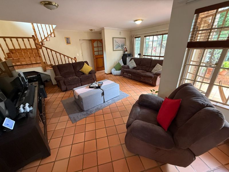 Full Title Turn-Key Ready Home! - Photo 3