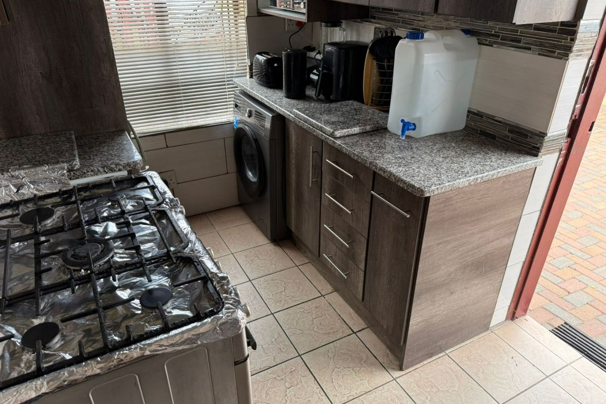 SOLE MANDATE – NIRVANA EXT 3 - Photo 3